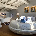 Antica Dimora Desenzano デセンツァーノ・デル・ガルダ