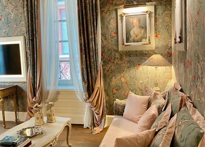 אורחן Antica Dimora Desenzano *